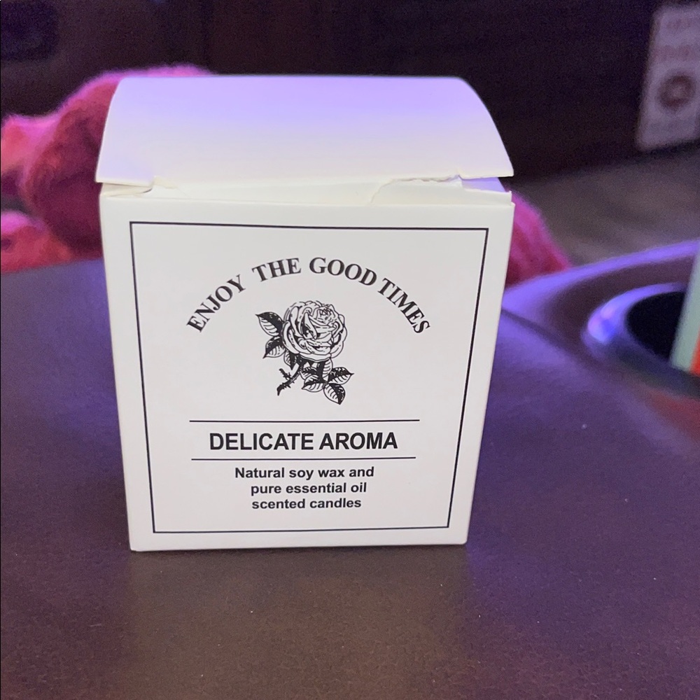 Delicate Aroma Scented Candle - Birthday